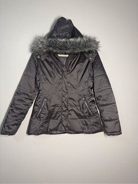 New York & Company Black Hooded Puffer Jacket with Faux Fur Trim